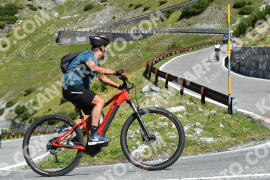 Photo #2605571 | 12-08-2022 11:05 | Passo Dello Stelvio - Waterfall curve BICYCLES