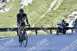 Photo #2079174 | 02-06-2022 09:04 | Passo Dello Stelvio - Waterfall BICYCLE riders