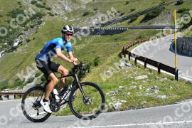 Photo #2398124 | 25-07-2022 10:18 | Passo Dello Stelvio - Waterfall curve BICYCLES