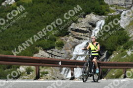 Photo #2515130 | 05-08-2022 11:41 | Passo Dello Stelvio - Waterfall curve BICYCLES