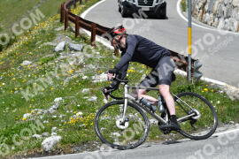 Photo #2204327 | 27-06-2022 13:15 | Passo Dello Stelvio - Waterfall curve BICYCLES
