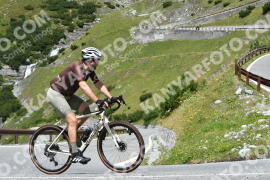 Photo #2418380 | 27-07-2022 12:41 | Passo Dello Stelvio - Waterfall curve BICYCLES