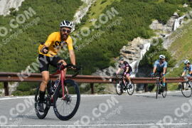 Photo #2380418 | 24-07-2022 09:45 | Passo Dello Stelvio - Waterfall curve BICYCLES