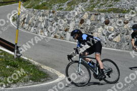 Photo #3241127 | 26-06-2023 13:24 | Passo Dello Stelvio - Waterfall curve BICYCLES