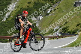 Photo #2412542 | 26-07-2022 10:39 | Passo Dello Stelvio - Waterfall curve BICYCLES