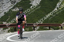 Photo #2398808 | 25-07-2022 10:53 | Passo Dello Stelvio - Waterfall curve BICYCLES