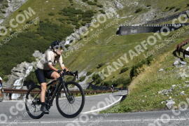 Photo #2739896 | 25-08-2022 10:28 | Passo Dello Stelvio - Waterfall curve BICYCLES