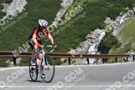 Photo #2352668 | 19-07-2022 10:44 | Passo Dello Stelvio - Waterfall curve BICYCLES