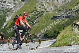 Photo #2380274 | 24-07-2022 09:42 | Passo Dello Stelvio - Waterfall curve BICYCLES