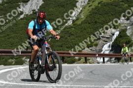 Photo #2202484 | 27-06-2022 10:25 | Passo Dello Stelvio - Waterfall curve BICYCLES