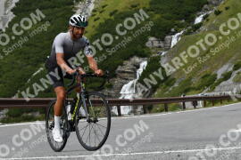 Foto #2443610 | 30-07-2022 12:05 | Passo Dello Stelvio - Waterfall Kehre BICYCLES
