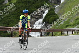 Photo #2205579 | 29-06-2022 11:00 | Passo Dello Stelvio - Waterfall curve BICYCLES