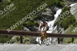Photo #3214505 | 24-06-2023 14:20 | Passo Dello Stelvio - Waterfall curve BICYCLES