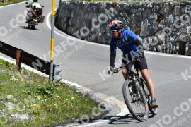 Photo #2288862 | 12-07-2022 11:50 | Passo Dello Stelvio - Waterfall curve BICYCLES