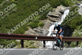 Photo #2207395 | 30-06-2022 10:41 | Passo Dello Stelvio - Waterfall curve BICYCLES