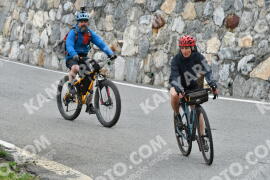 Photo #2442783 | 30-07-2022 12:47 | Passo Dello Stelvio - Waterfall curve BICYCLES