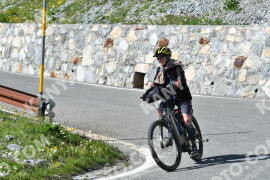 Photo #2219147 | 02-07-2022 17:11 | Passo Dello Stelvio - Waterfall curve BICYCLES