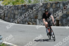 Photo #2203003 | 27-06-2022 11:41 | Passo Dello Stelvio - Waterfall curve BICYCLES