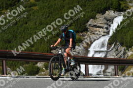 Photo #4305694 | 26-09-2023 12:35 | Passo Dello Stelvio - Waterfall curve BICYCLES