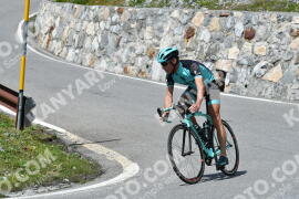 Photo #2384553 | 24-07-2022 14:46 | Passo Dello Stelvio - Waterfall curve BICYCLES