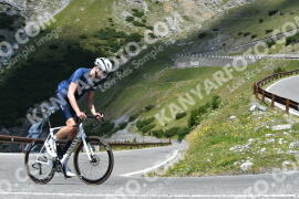 Photo #2370486 | 22-07-2022 12:30 | Passo Dello Stelvio - Waterfall curve BICYCLES