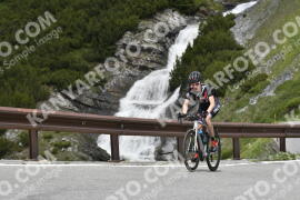 Photo #3200322 | 23-06-2023 12:07 | Passo Dello Stelvio - Waterfall curve BICYCLES