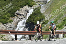 Photo #2159303 | 19-06-2022 10:43 | Passo Dello Stelvio - Waterfall curve BICYCLES