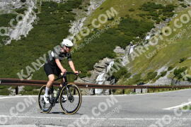 Photo #2699081 | 21-08-2022 11:20 | Passo Dello Stelvio - Waterfall curve BICYCLES
