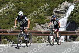 Photo #3063046 | 09-06-2023 10:16 | Passo Dello Stelvio - Waterfall curve BICYCLES