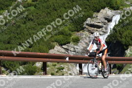 Photo #2253312 | 08-07-2022 10:34 | Passo Dello Stelvio - Waterfall curve BICYCLES