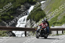 Photo #3249881 | 26-06-2023 15:41 | Passo Dello Stelvio - Waterfall curve