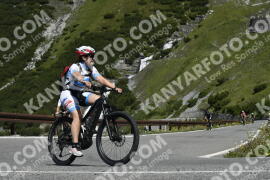 Fotó #3467442 | 15-07-2023 11:07 | Passo Dello Stelvio - Vízesés kanyar Bicajosok