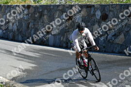 Photo #2266464 | 09-07-2022 10:10 | Passo Dello Stelvio - Waterfall curve BICYCLES