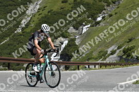 Photo #3515775 | 17-07-2023 10:47 | Passo Dello Stelvio - Waterfall curve BICYCLES