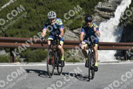 Photo #3243142 | 26-06-2023 09:59 | Passo Dello Stelvio - Waterfall curve BICYCLES