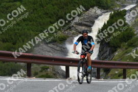 Foto #3925683 | 17-08-2023 10:20 | Passo Dello Stelvio - Waterfall Kehre BICYCLES