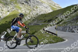 Photo #3578744 | 26-07-2023 10:15 | Passo Dello Stelvio - Waterfall curve BICYCLES
