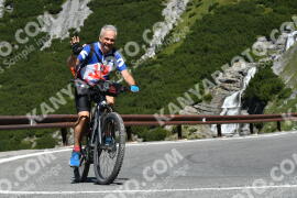Photo #2319723 | 16-07-2022 10:50 | Passo Dello Stelvio - Waterfall curve BICYCLES