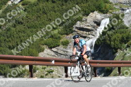 Photo #2168385 | 20-06-2022 09:55 | Passo Dello Stelvio - Waterfall curve BICYCLES