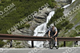 Photo #3171884 | 19-06-2023 11:00 | Passo Dello Stelvio - Waterfall curve BICYCLES