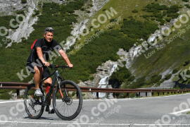 Photo #2622960 | 13-08-2022 10:37 | Passo Dello Stelvio - Waterfall curve BICYCLES