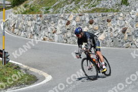 Photo #2401144 | 25-07-2022 13:19 | Passo Dello Stelvio - Waterfall curve BICYCLES