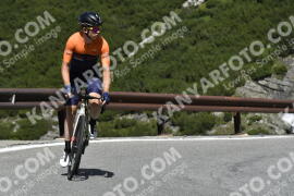 Fotó #3620261 | 29-07-2023 11:04 | Passo Dello Stelvio - Vízesés kanyar Bicajosok