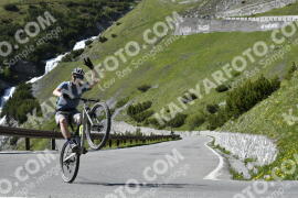 Photo #3132164 | 17-06-2023 16:25 | Passo Dello Stelvio - Waterfall curve BICYCLES