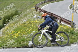 Photo #3563326 | 23-07-2023 15:15 | Passo Dello Stelvio - Waterfall curve BICYCLES