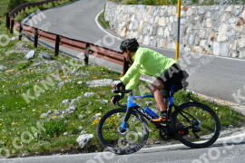 Photo #2199125 | 26-06-2022 16:55 | Passo Dello Stelvio - Waterfall curve BICYCLES