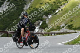 Photo #2434386 | 29-07-2022 13:48 | Passo Dello Stelvio - Waterfall curve BICYCLES