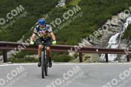 Photo #2682473 | 17-08-2022 11:44 | Passo Dello Stelvio - Waterfall curve BICYCLES