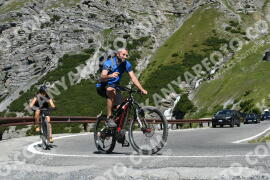 Photo #2319611 | 16-07-2022 10:45 | Passo Dello Stelvio - Waterfall curve BICYCLES