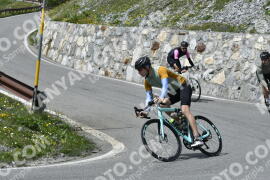 Photo #3286834 | 29-06-2023 15:22 | Passo Dello Stelvio - Waterfall curve BICYCLES